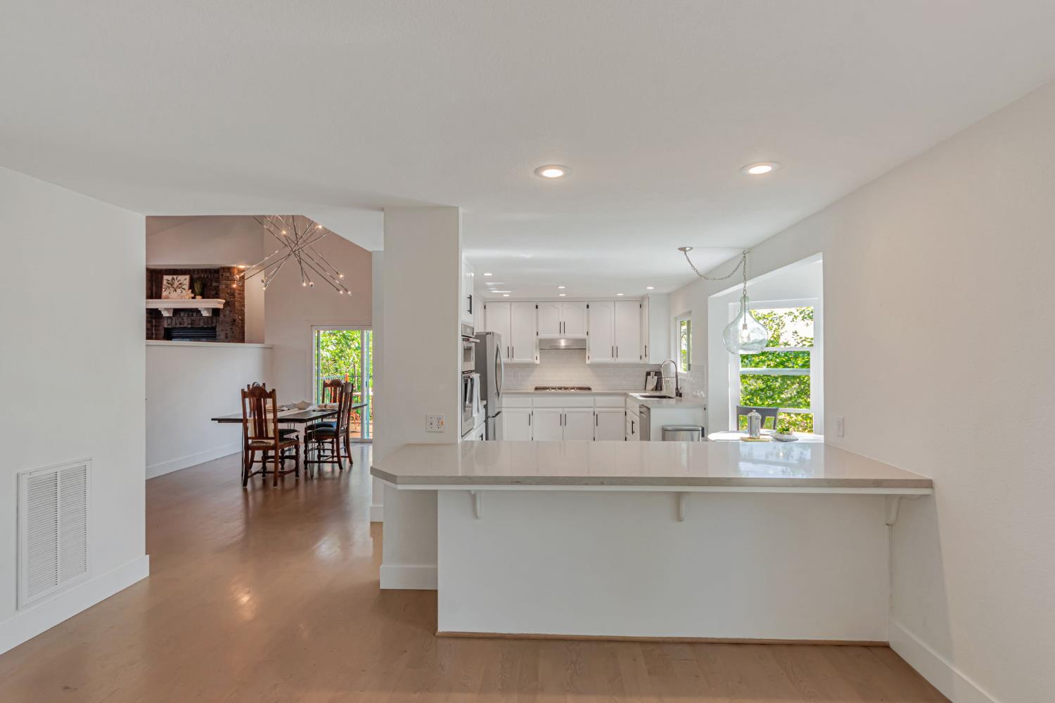 Detail Gallery Image 17 of 85 For 305 Nob Hill Dr, Applegate,  CA 95703 - 4 Beds | 2/1 Baths