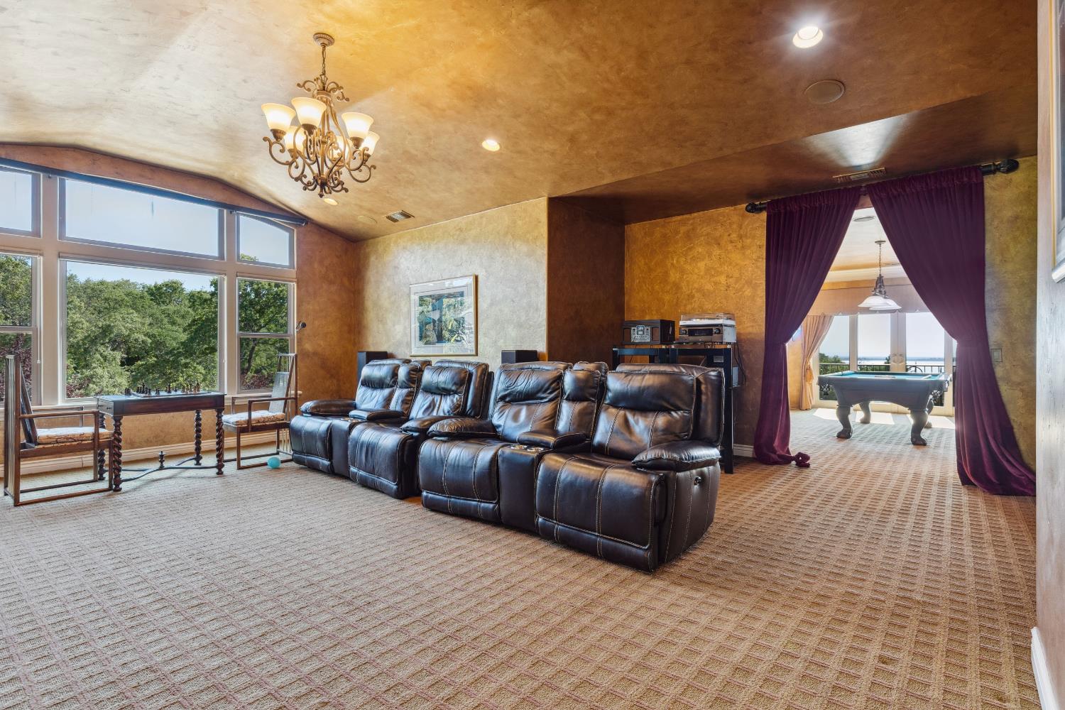 Detail Gallery Image 16 of 99 For 1410 Crocker Dr, El Dorado Hills,  CA 95762 - 5 Beds | 4/1 Baths