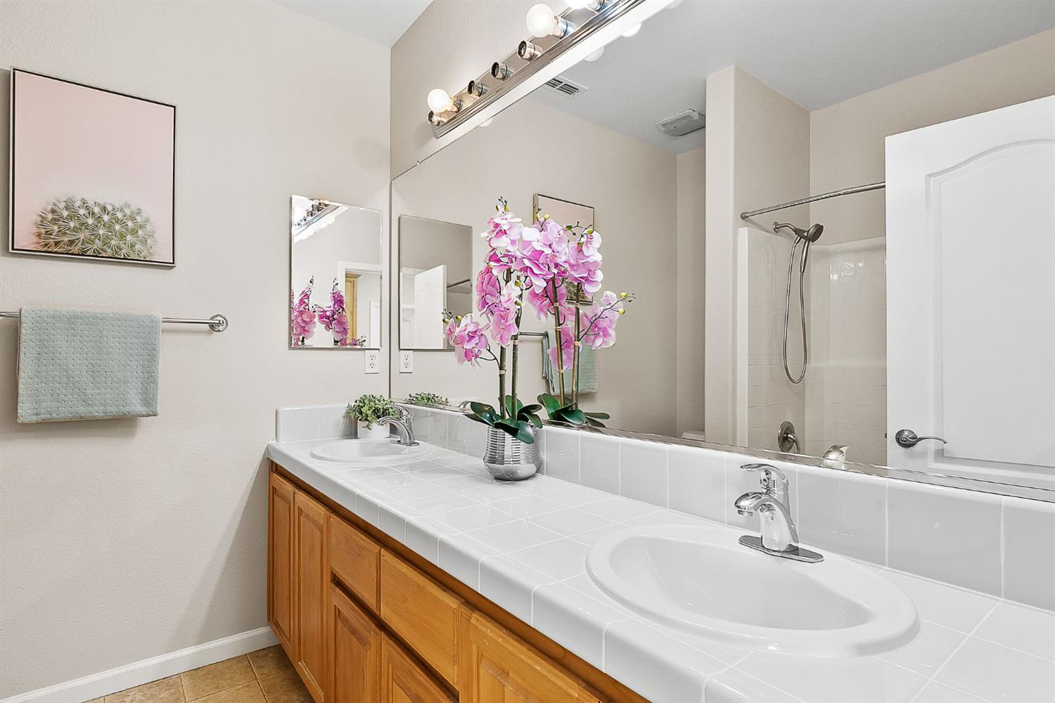 Detail Gallery Image 35 of 50 For 1200 Emerald Oak Rd, Roseville,  CA 95678 - 5 Beds | 3 Baths