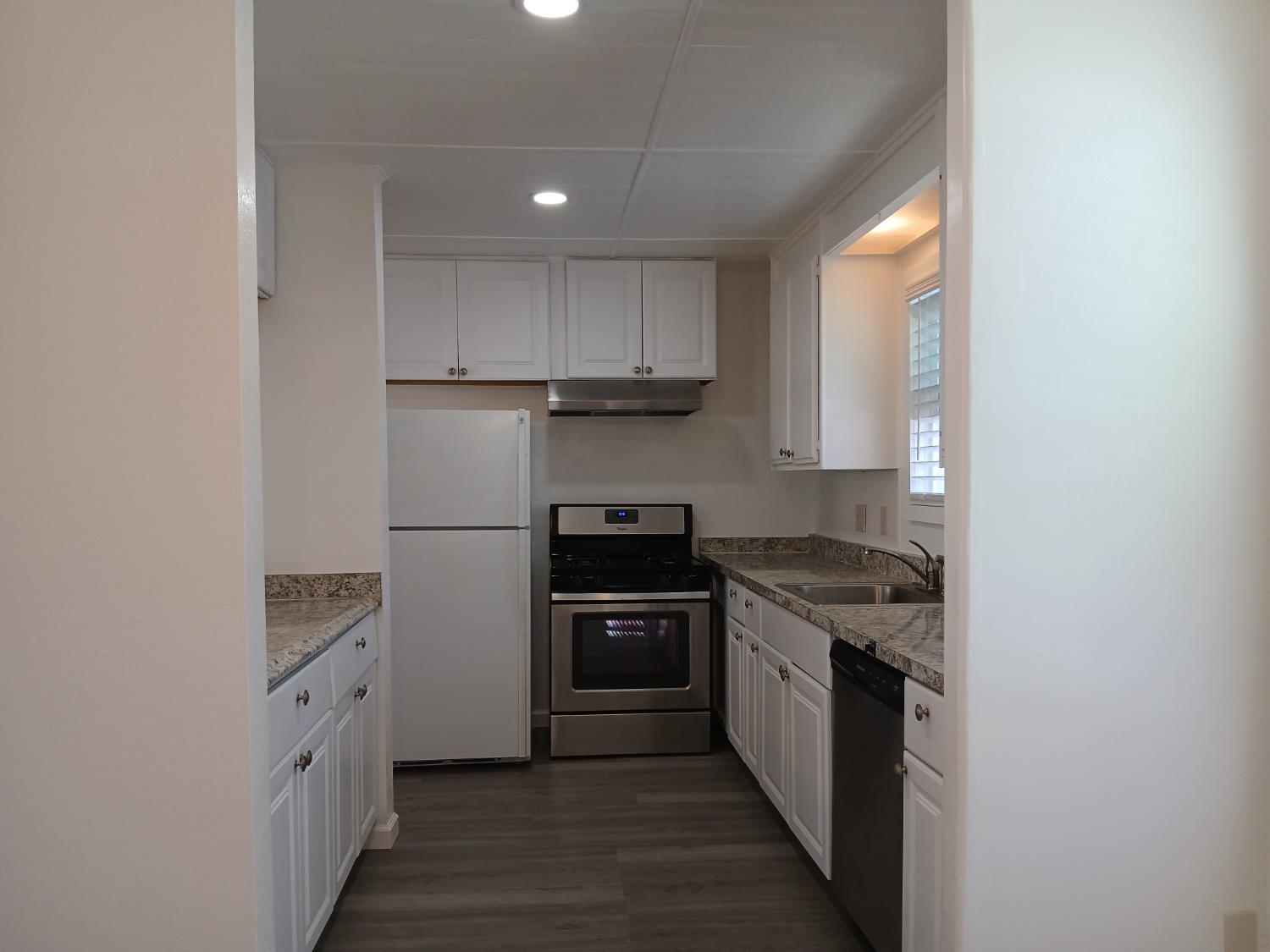 Detail Gallery Image 11 of 42 For 2864 Jefferson 7, Yuba City,  CA 95993 - 3 Beds | 2 Baths