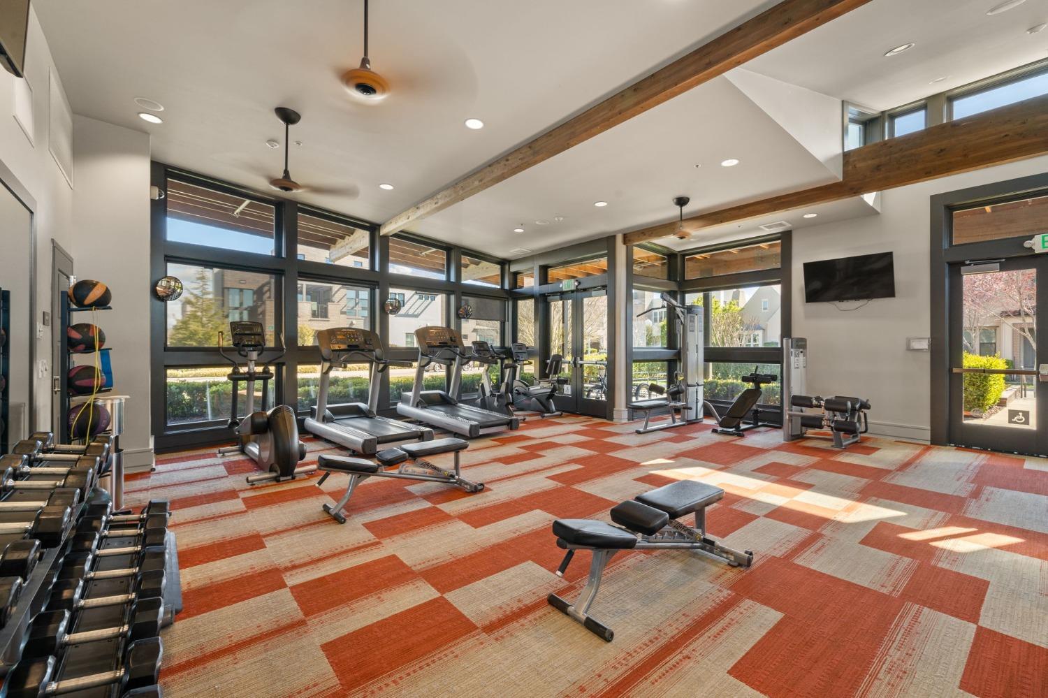 Detail Gallery Image 72 of 78 For 3565 Forney Way, Sacramento,  CA 95816 - 4 Beds | 2/1 Baths