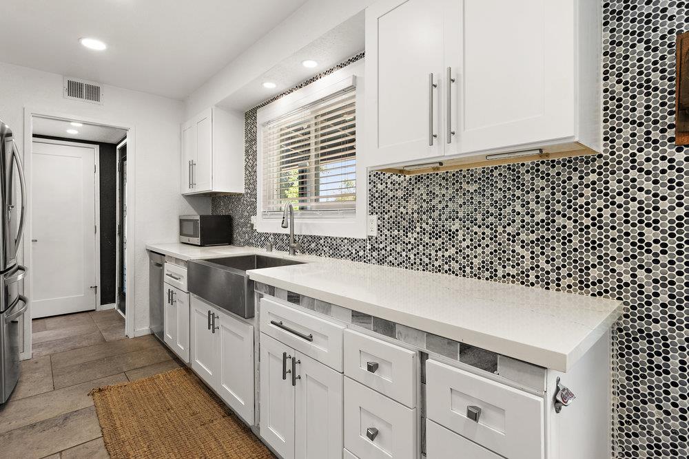 Detail Gallery Image 17 of 47 For 4117 Horgan Way, Sacramento,  CA 95821 - 3 Beds | 2 Baths