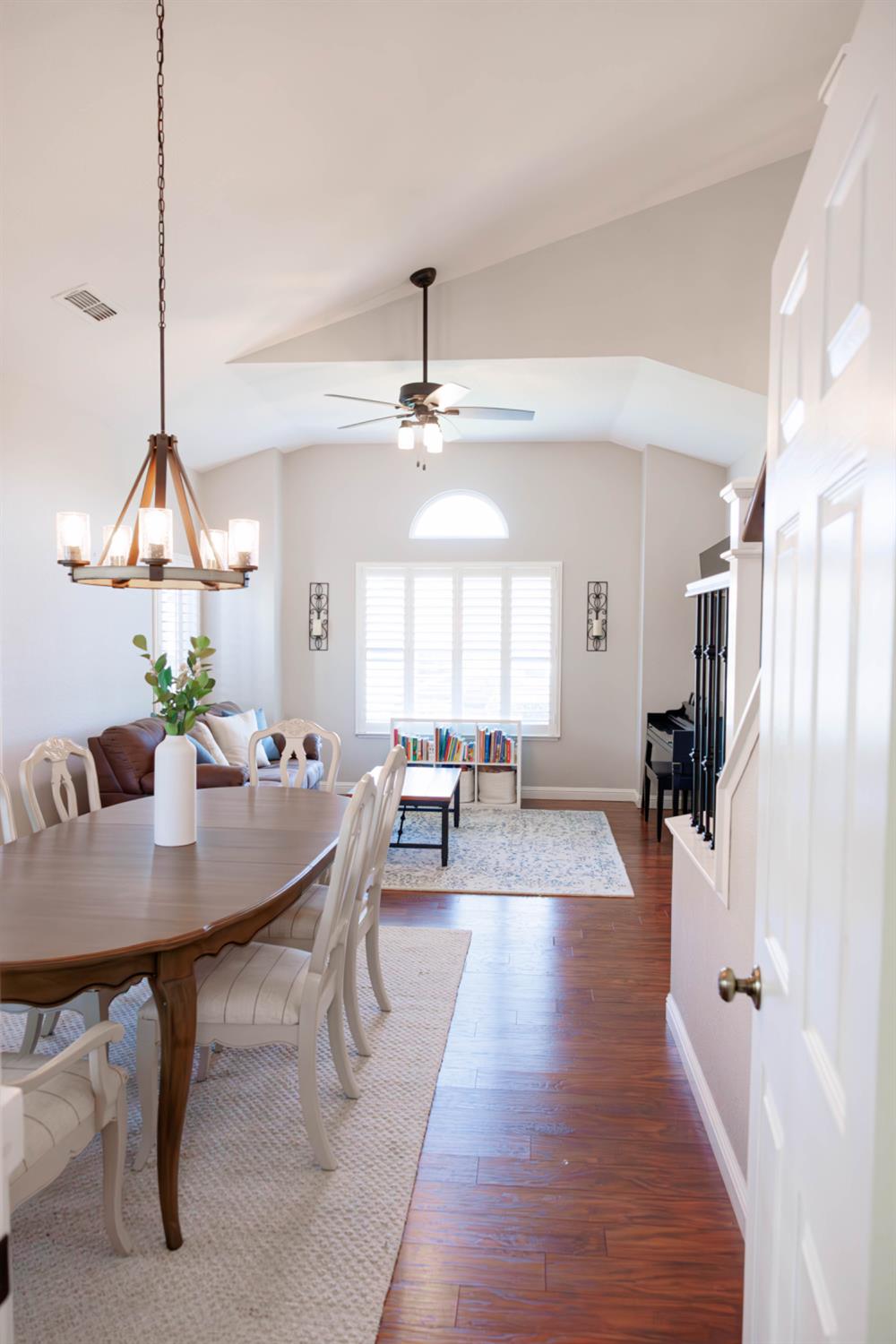 Detail Gallery Image 7 of 32 For 1434 Long Creek Way, Roseville,  CA 95747 - 3 Beds | 2/1 Baths