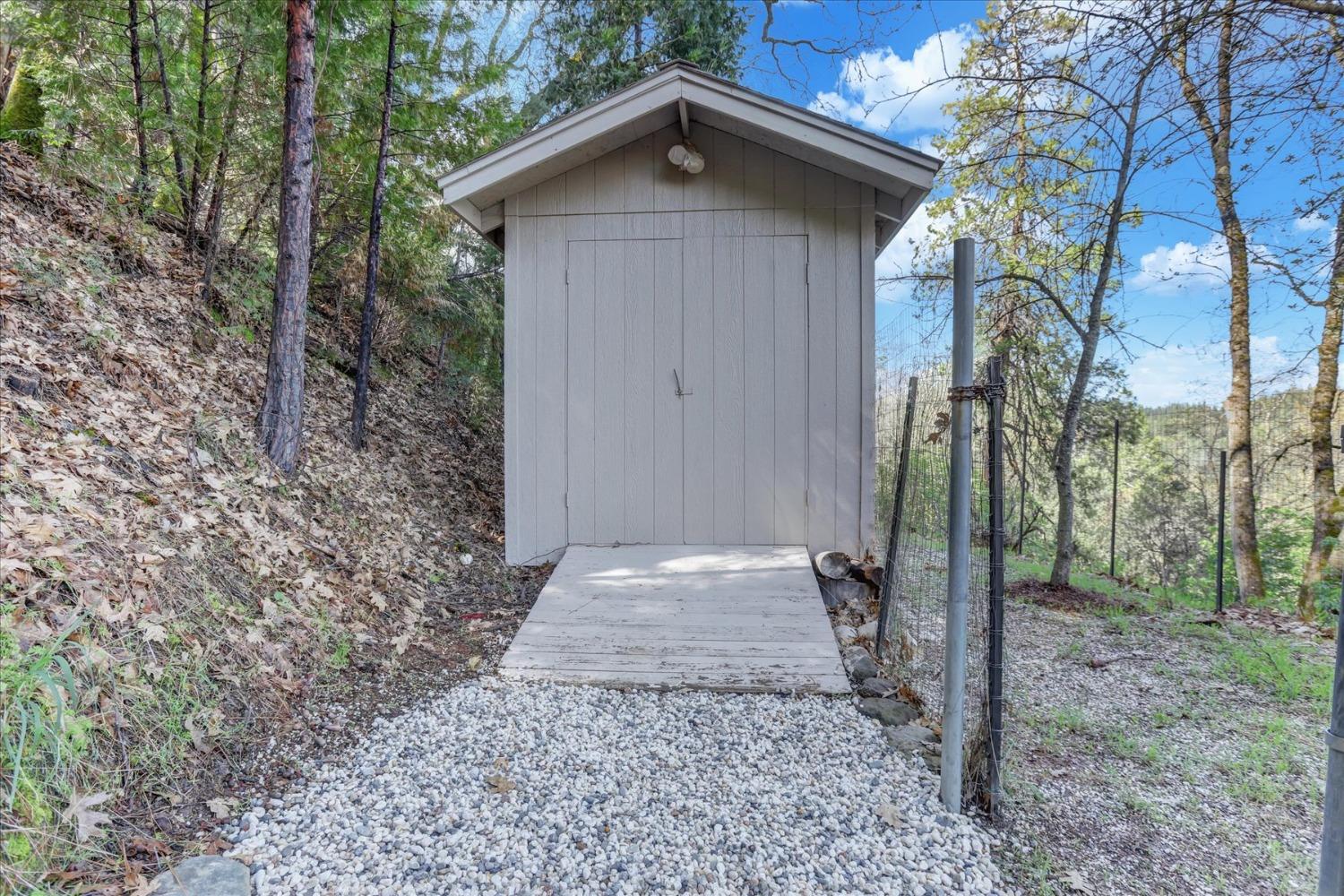 Detail Gallery Image 78 of 90 For 15690 Fay Rd, Grass Valley,  CA 95949 - 3 Beds | 2 Baths