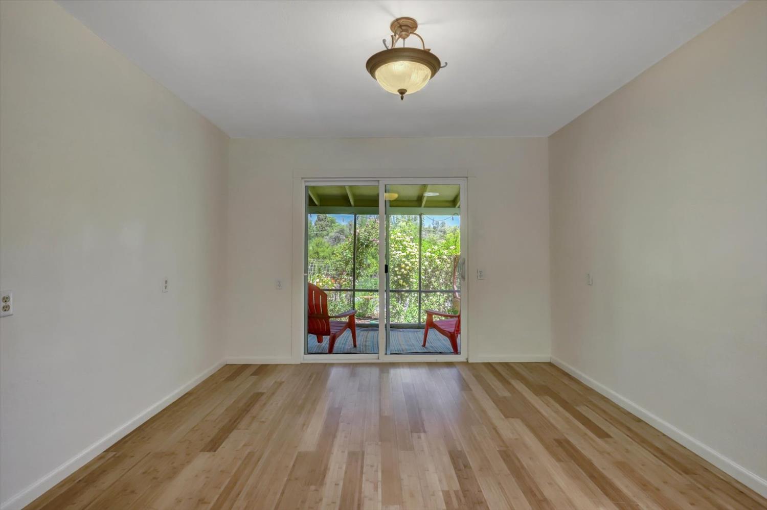 Detail Gallery Image 34 of 69 For 10808 Footwall Dr, Grass Valley,  CA 95945 - 2 Beds | 2/1 Baths