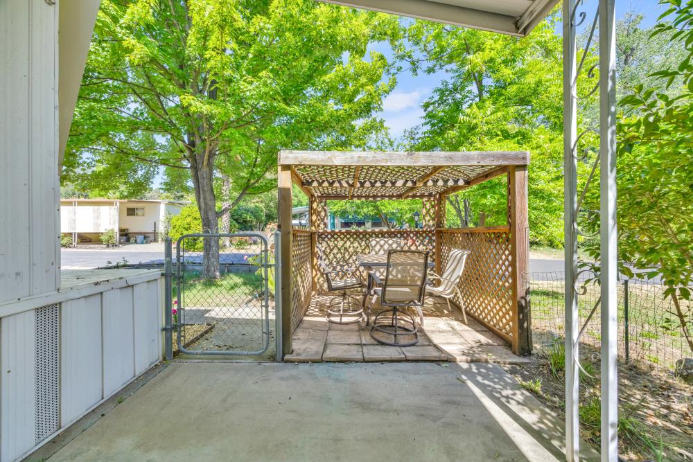 Detail Gallery Image 8 of 38 For 4800 Auburn Folsom Rd #38, Loomis,  CA 95650 - 2 Beds | 1 Baths