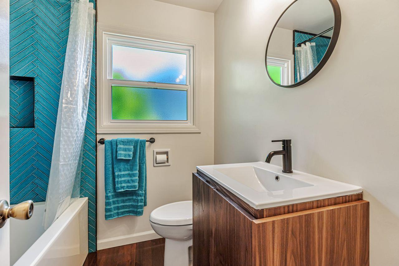 Detail Gallery Image 16 of 23 For 4949 Helen Way, Sacramento,  CA 95818 - 3 Beds | 1 Baths