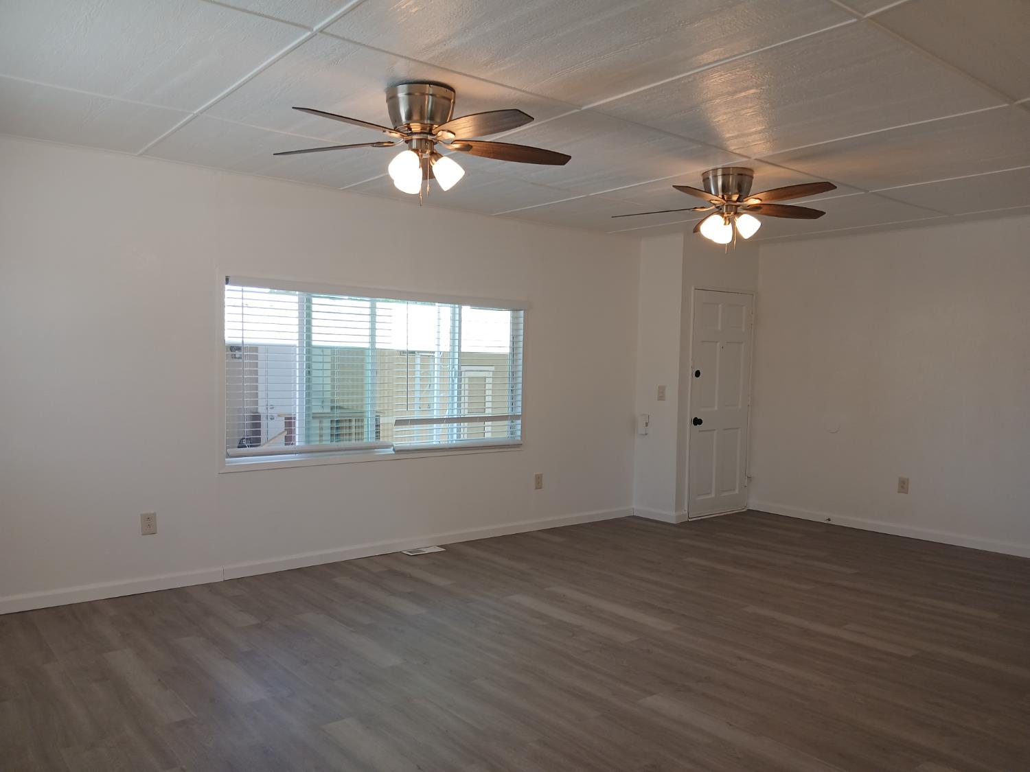 Detail Gallery Image 9 of 42 For 2864 Jefferson 7, Yuba City,  CA 95993 - 3 Beds | 2 Baths