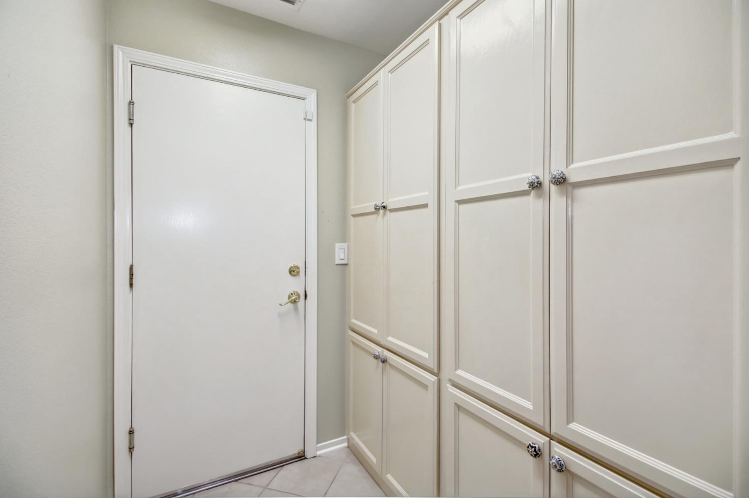 Detail Gallery Image 27 of 38 For 649 Blackstone Ct, Roseville,  CA 95747 - 2 Beds | 2 Baths