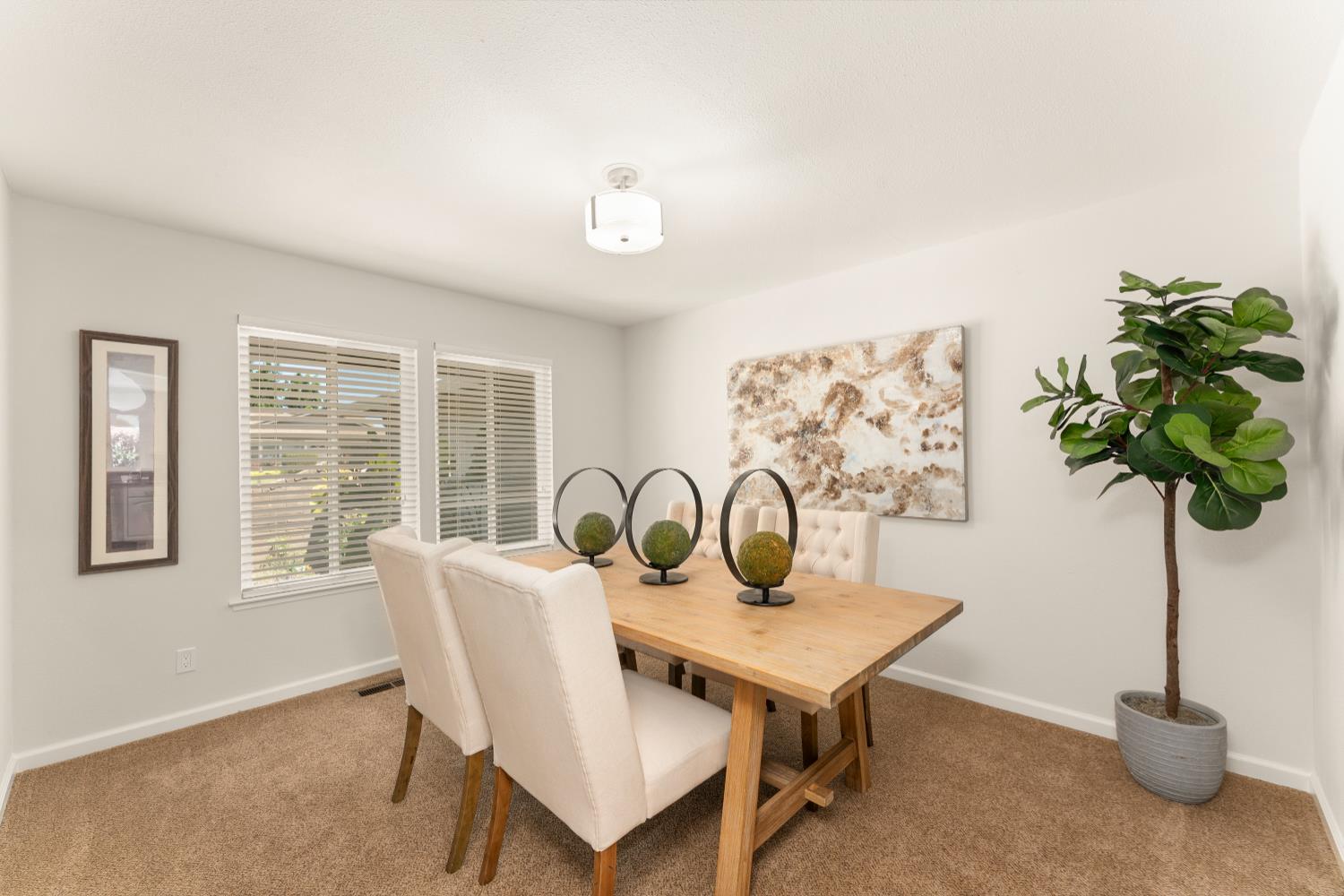 Detail Gallery Image 17 of 47 For 6836 Westmore Way, Carmichael,  CA 95608 - 4 Beds | 2 Baths