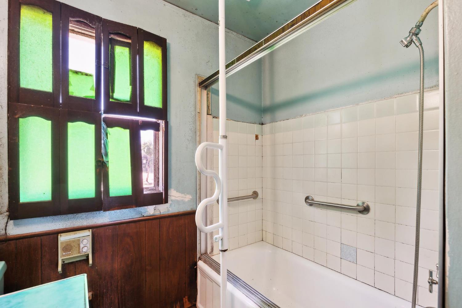 Detail Gallery Image 25 of 34 For 1346 Manor Dr, San Pablo,  CA 94806 - 2 Beds | 1 Baths