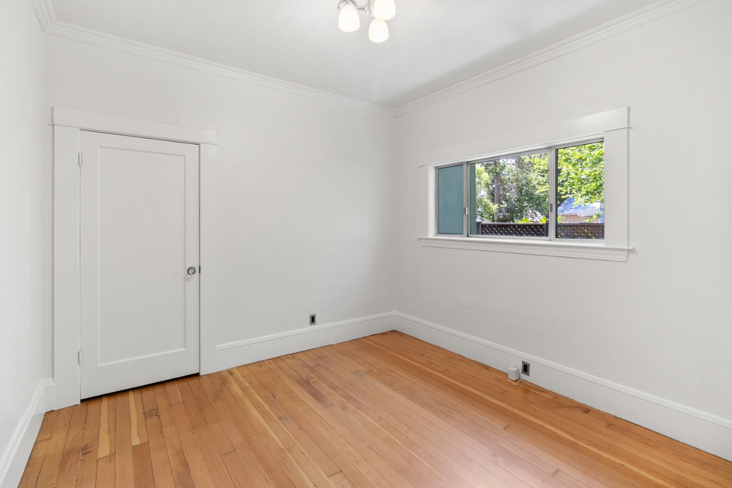 Detail Gallery Image 37 of 53 For 4860 U St, Sacramento,  CA 95817 - 3 Beds | 2 Baths