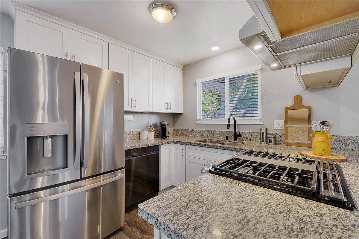 Detail Gallery Image 13 of 43 For 8977 Brydon Way, Sacramento,  CA 95826 - 4 Beds | 2 Baths