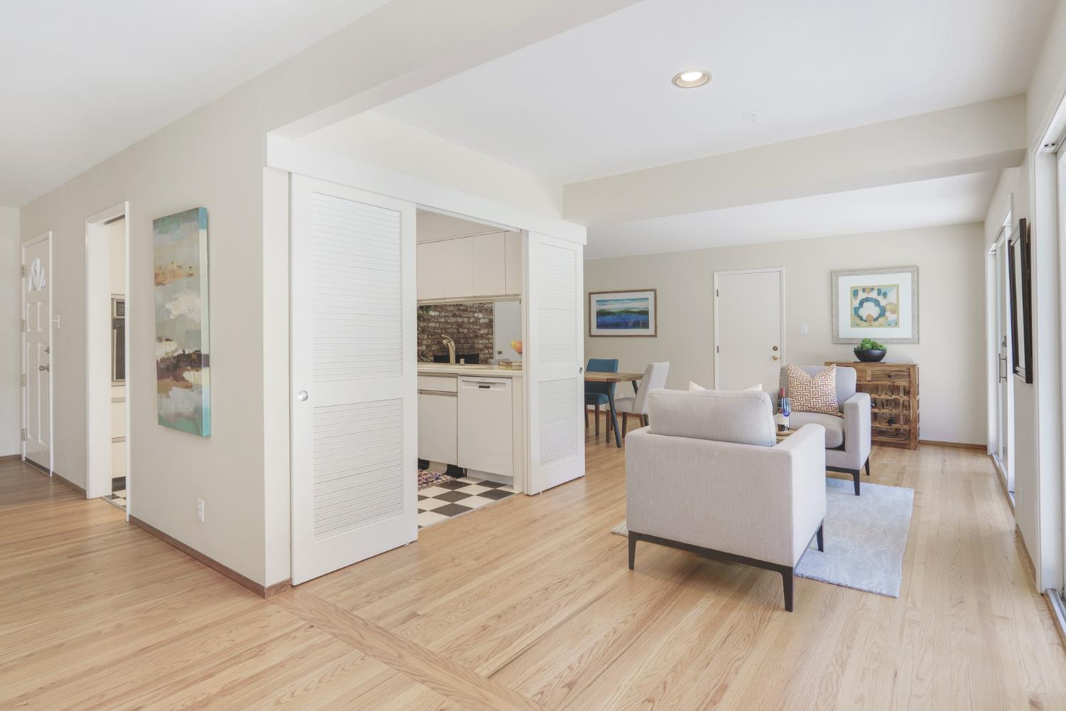 Stanford Place, Davis, California image 8