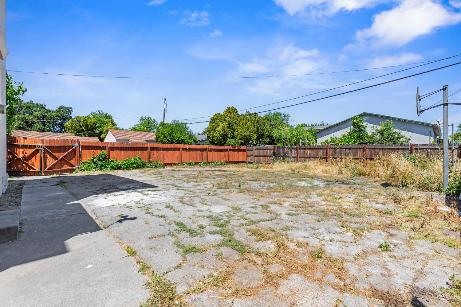 Detail Gallery Image 21 of 24 For 169 W 5th St, Stockton,  CA 95206 - 4 Beds | 3 Baths