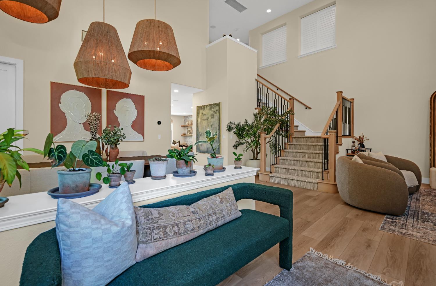 Detail Gallery Image 7 of 36 For 5020 Tesoro Way, El Dorado Hills,  CA 95762 - 5 Beds | 3/1 Baths