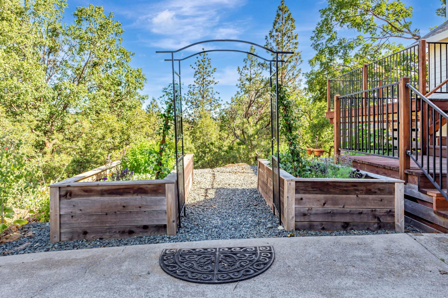 Detail Gallery Image 81 of 85 For 305 Nob Hill Dr, Applegate,  CA 95703 - 4 Beds | 2/1 Baths