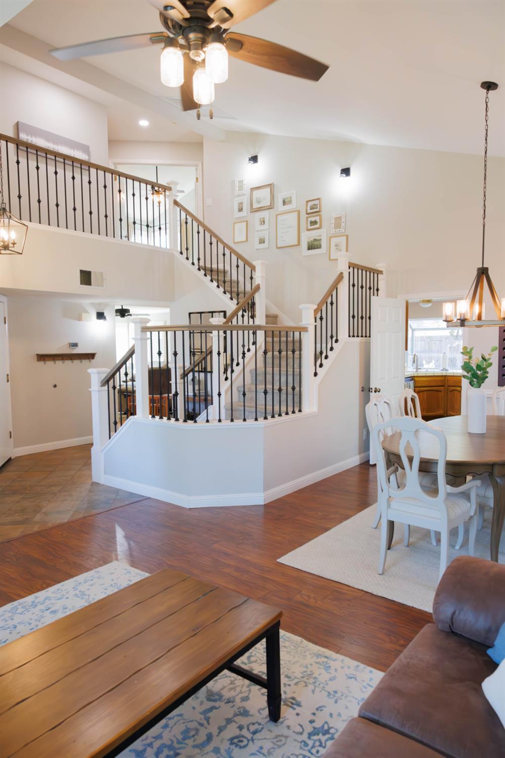 Detail Gallery Image 5 of 32 For 1434 Long Creek Way, Roseville,  CA 95747 - 3 Beds | 2/1 Baths