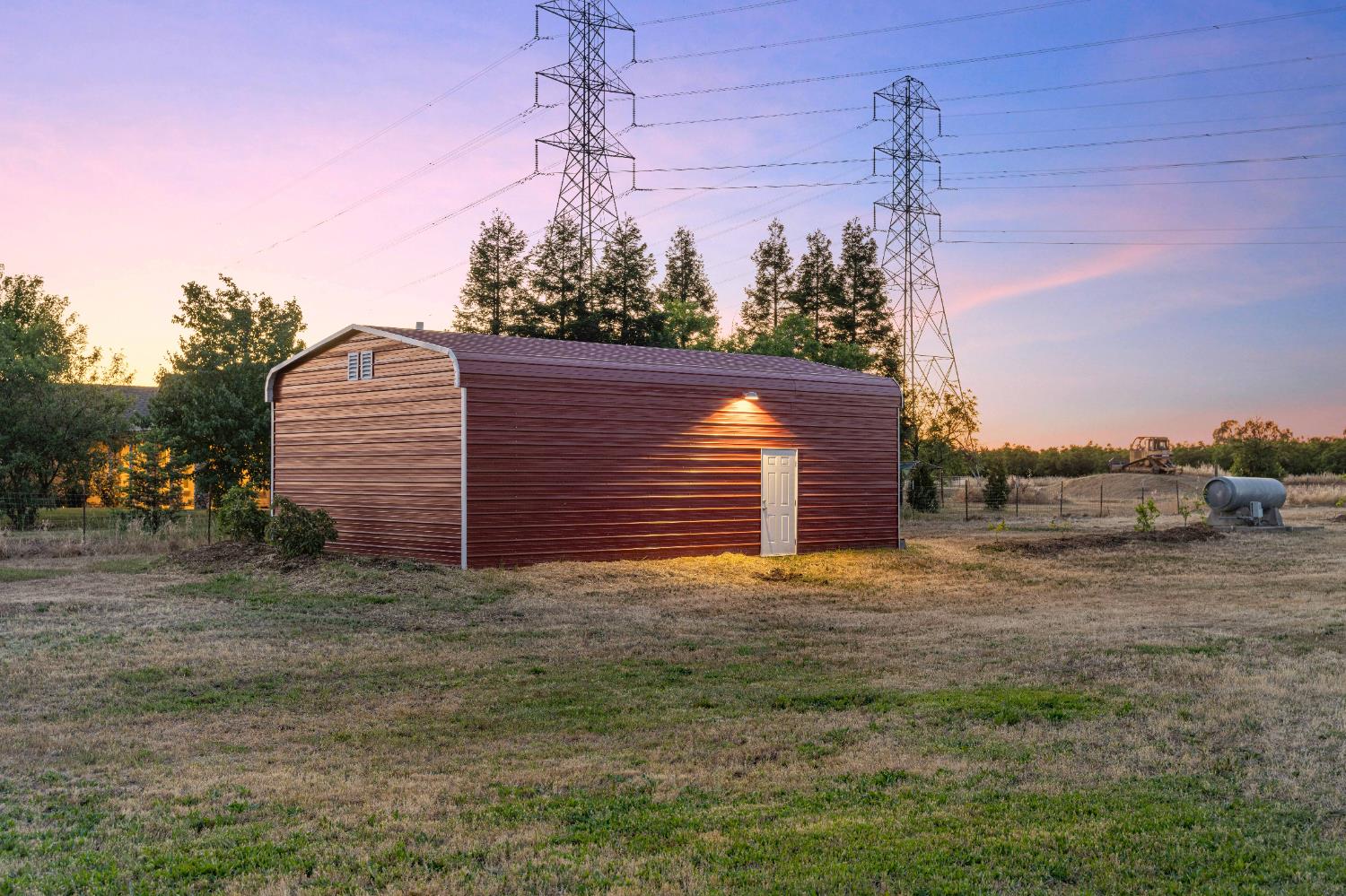 Detail Gallery Image 6 of 85 For 11889 Hobday Rd, Wilton,  CA 95693 - 4 Beds | 2/1 Baths
