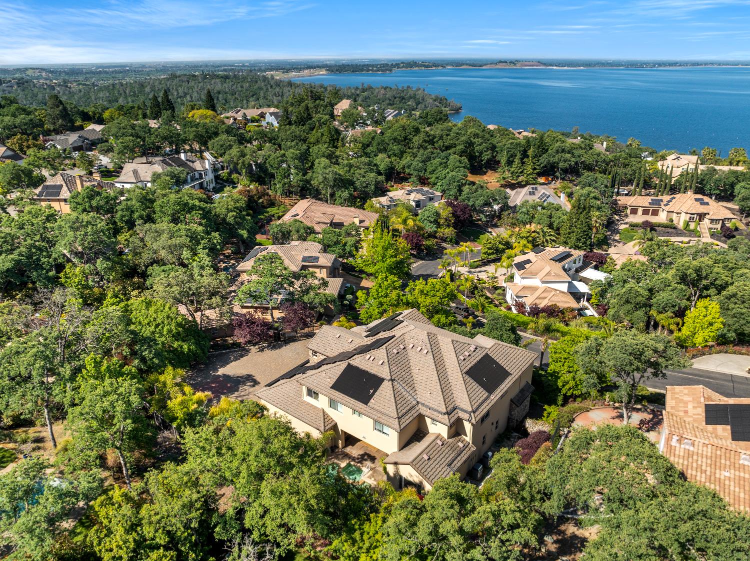 Detail Gallery Image 1 of 99 For 1410 Crocker Dr, El Dorado Hills,  CA 95762 - 5 Beds | 4/1 Baths
