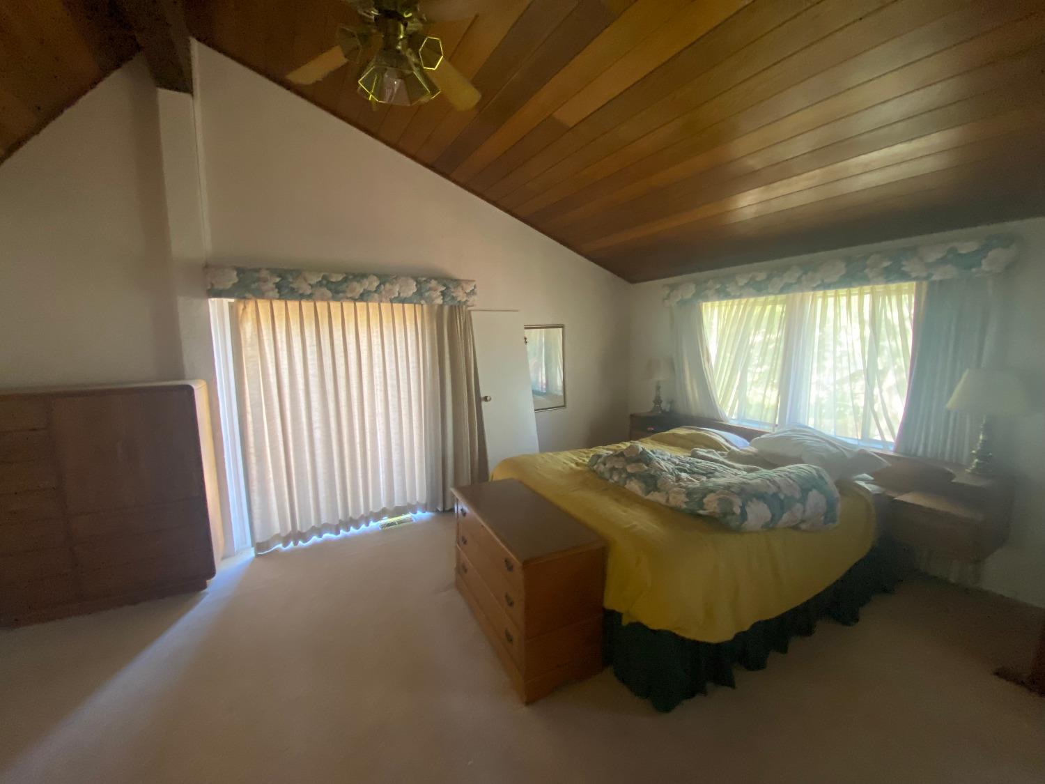 Detail Gallery Image 27 of 34 For 786 Colorado Ave, South Lake Tahoe,  CA 96150 - 3 Beds | 2 Baths