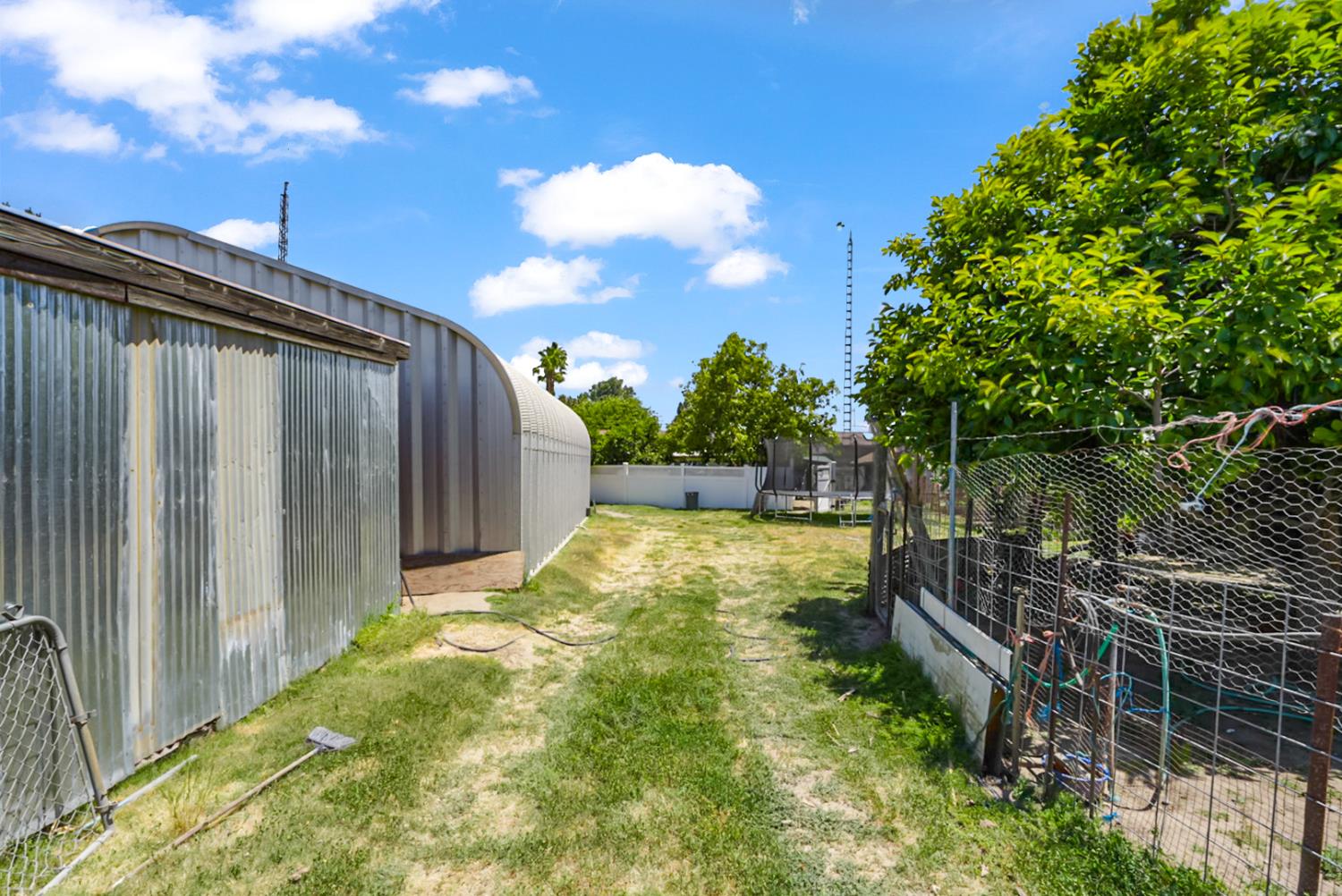 Detail Gallery Image 29 of 51 For 1721 Grimes Ave, Modesto,  CA 95358 - 3 Beds | 2 Baths
