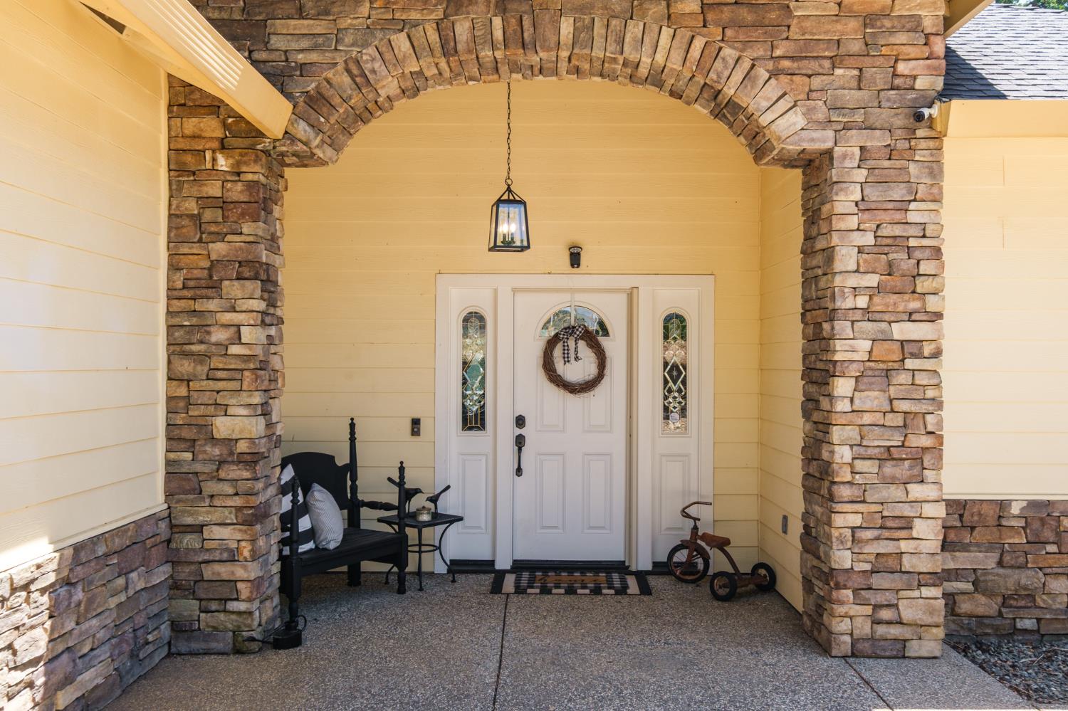 Detail Gallery Image 3 of 58 For 9929 Key Ct, Browns Valley,  CA 95918 - 3 Beds | 2 Baths