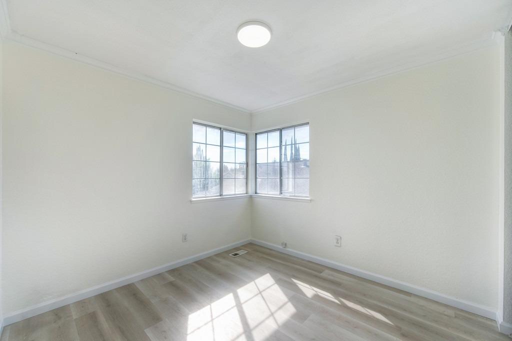 Detail Gallery Image 36 of 37 For 14 Fernwood Ct, Pittsburg,  CA 94565 - 4 Beds | 2/1 Baths