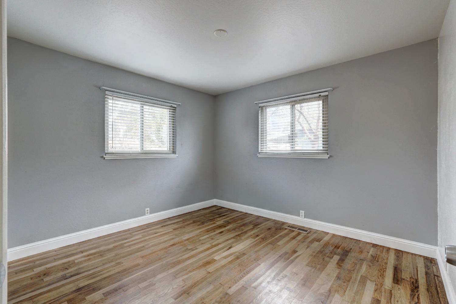 Detail Gallery Image 24 of 34 For 1005 Hillcrest Ave, Roseville,  CA 95678 - 3 Beds | 2 Baths