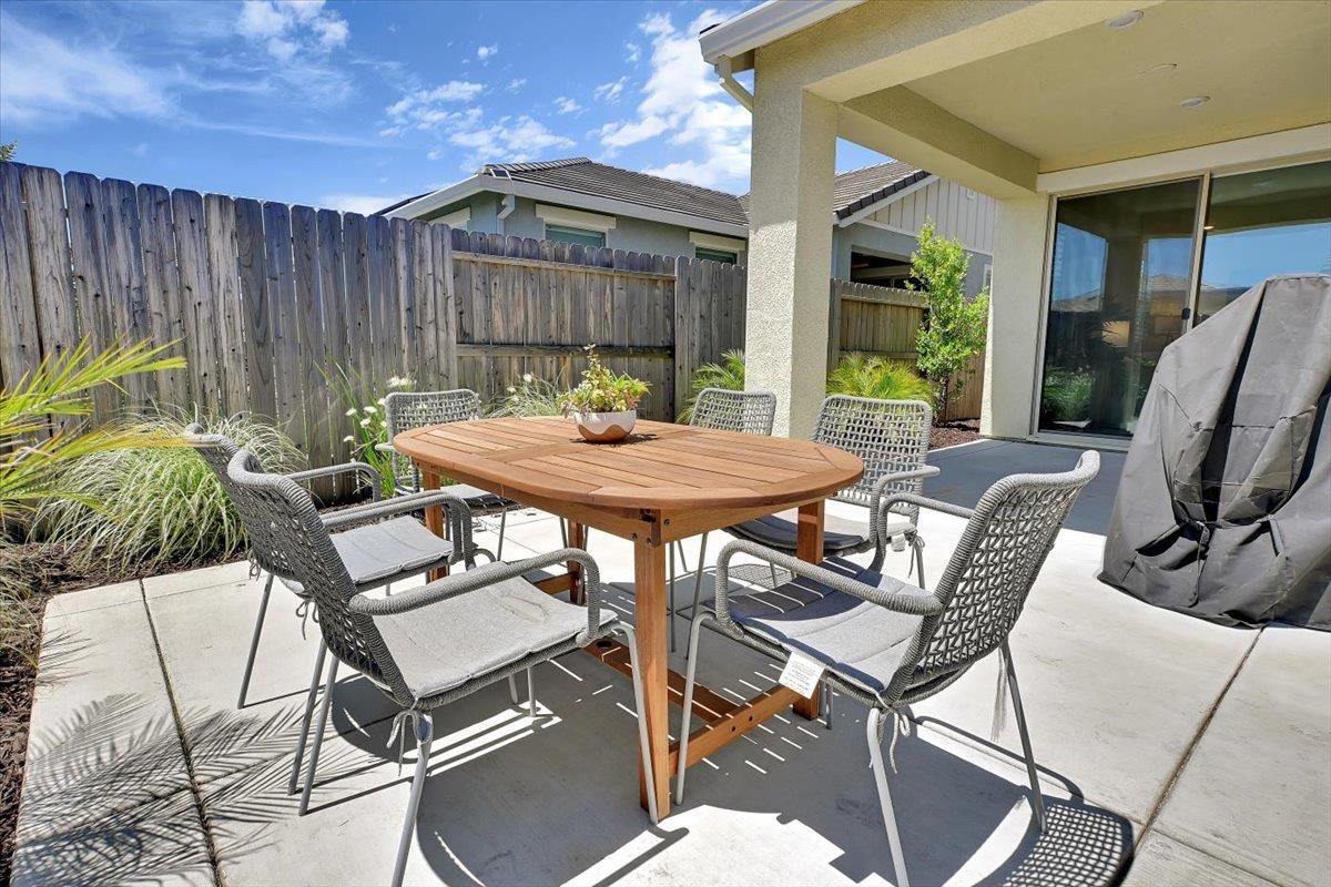 Detail Gallery Image 31 of 33 For 4486 Palencia Pl, El Dorado Hills,  CA 95762 - 3 Beds | 3 Baths