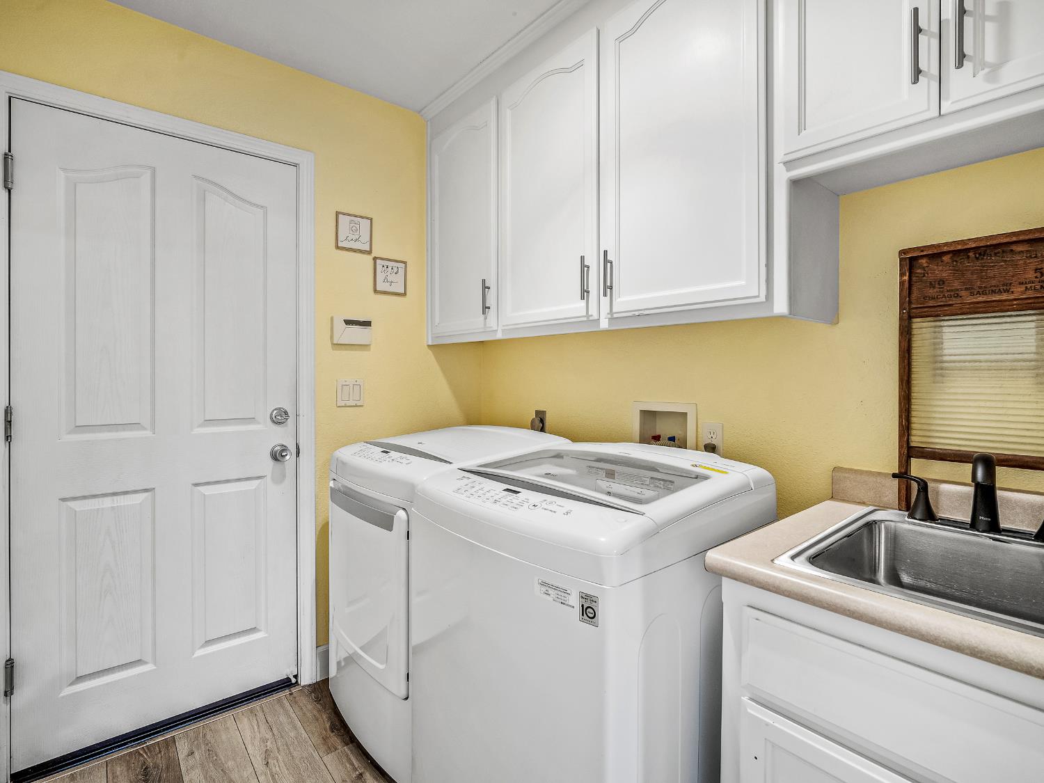 Detail Gallery Image 34 of 44 For 3400 Raben Way, Cameron Park,  CA 95682 - 4 Beds | 2/1 Baths