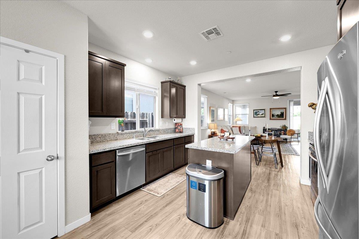 Freestone Drive, Marysville, California image 16