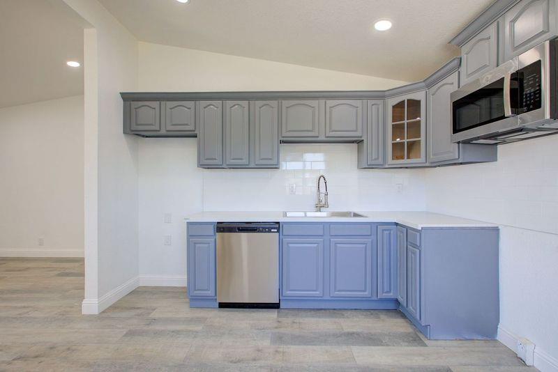 Detail Gallery Image 10 of 32 For 3212 Triplett St, Modesto,  CA 95355 - 3 Beds | 2 Baths
