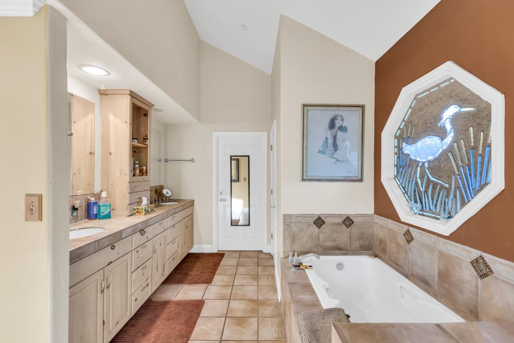 Detail Gallery Image 6 of 36 For 2550 Tapley Rd, West Sacramento,  CA 95691 - 5 Beds | 0 Baths