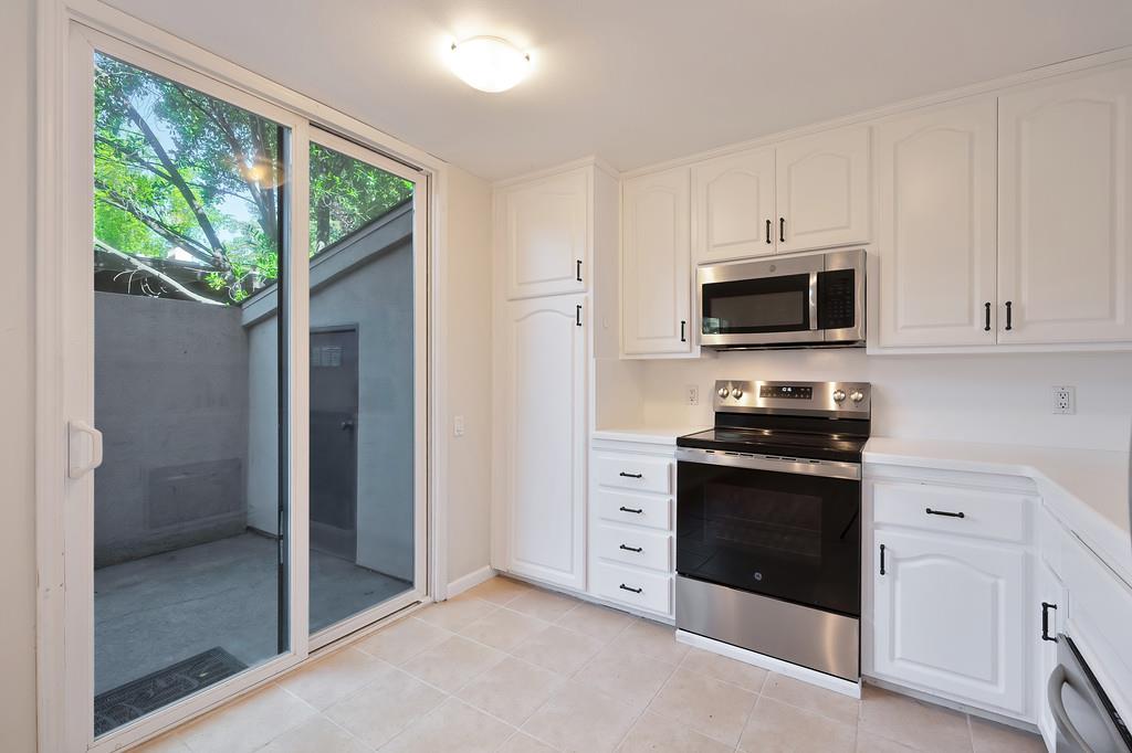 Photo #17: 225066919 Listing: Photo #17