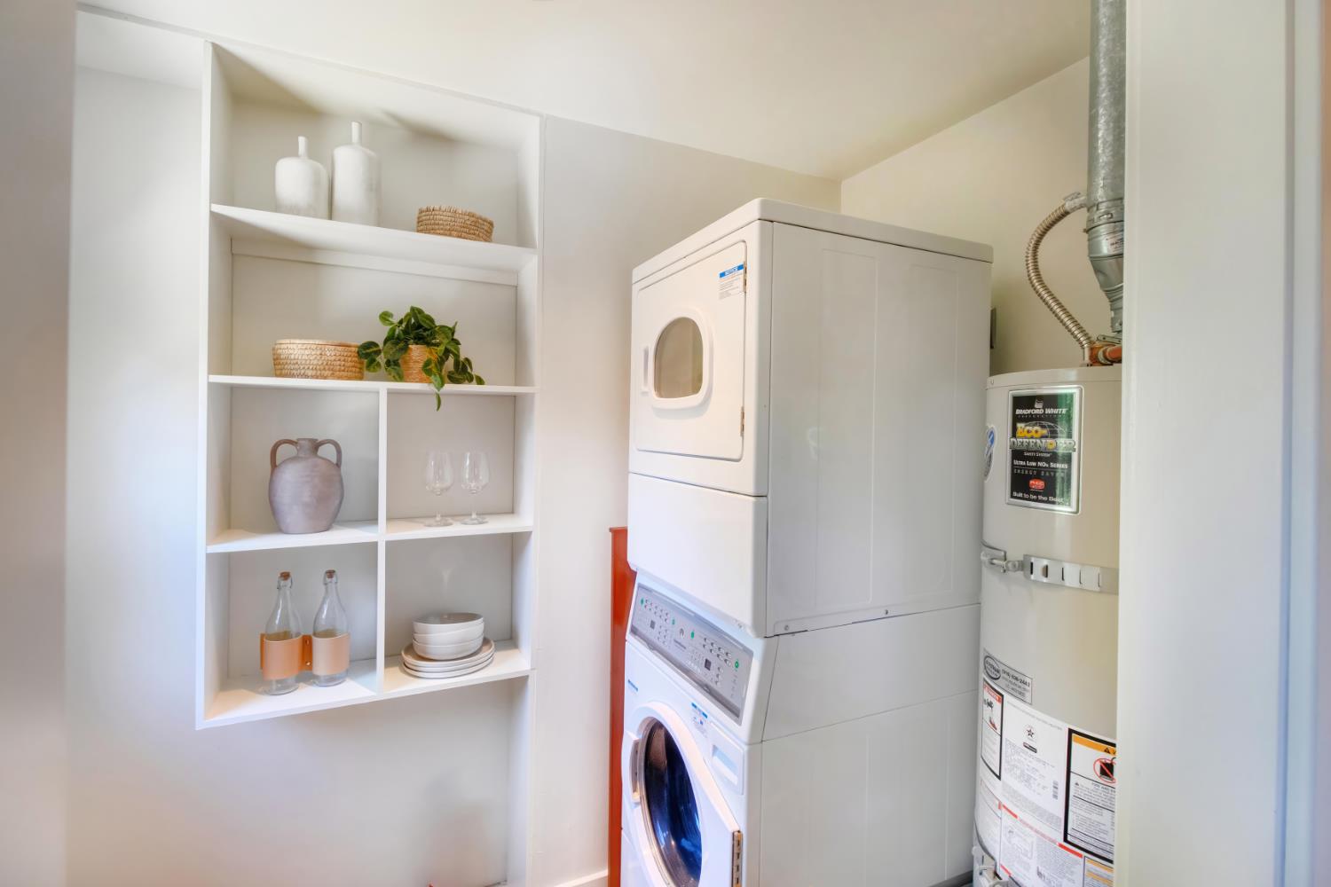 Detail Gallery Image 39 of 53 For 4860 U St, Sacramento,  CA 95817 - 3 Beds | 2 Baths