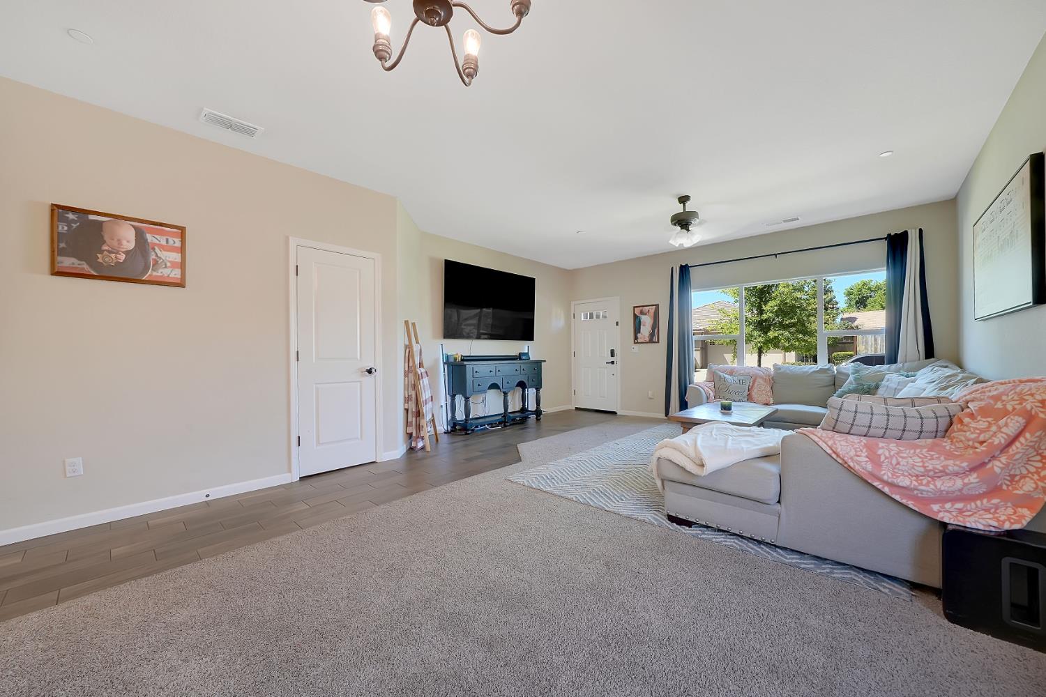 Laurel Court, Ione, California image 4