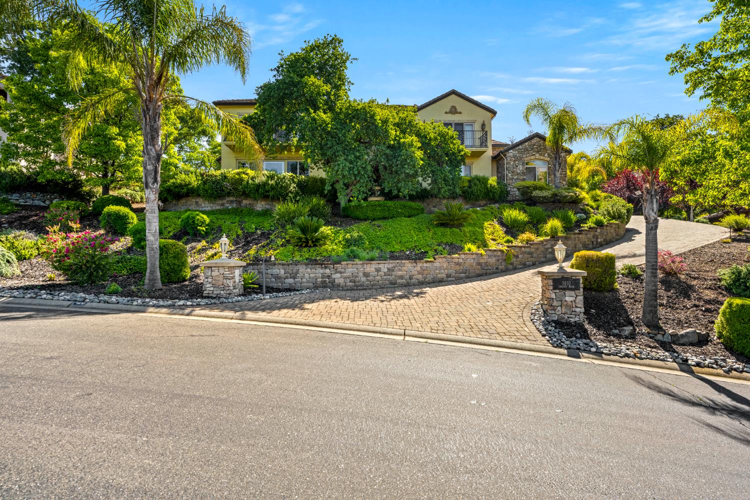 Detail Gallery Image 23 of 99 For 1410 Crocker Dr, El Dorado Hills,  CA 95762 - 5 Beds | 4/1 Baths