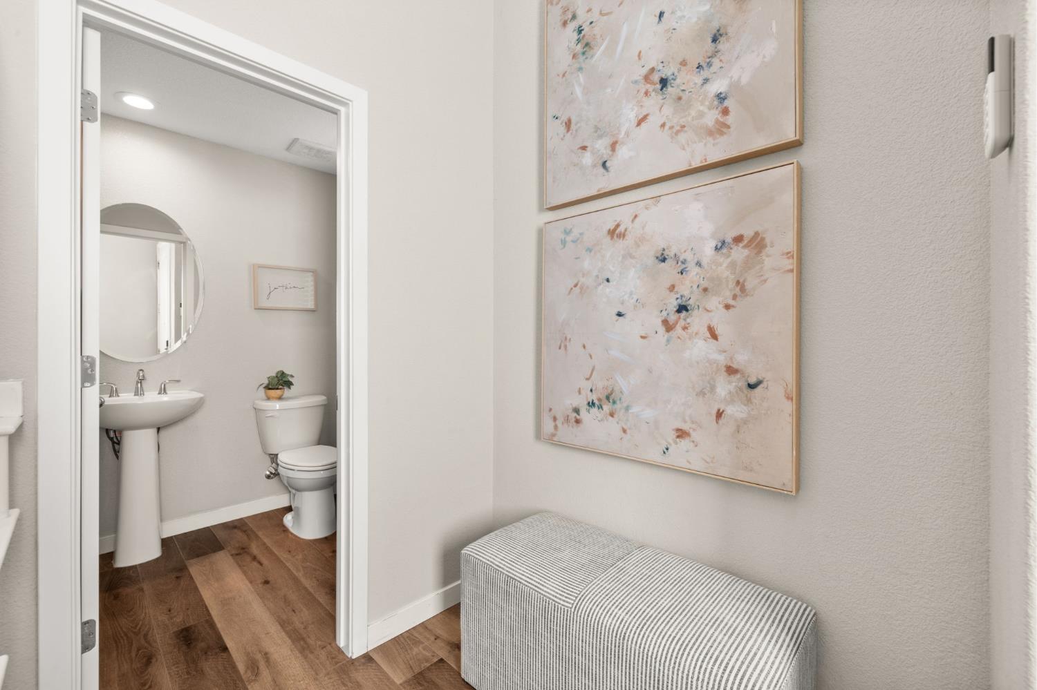 Detail Gallery Image 11 of 78 For 3565 Forney Way, Sacramento,  CA 95816 - 4 Beds | 2/1 Baths