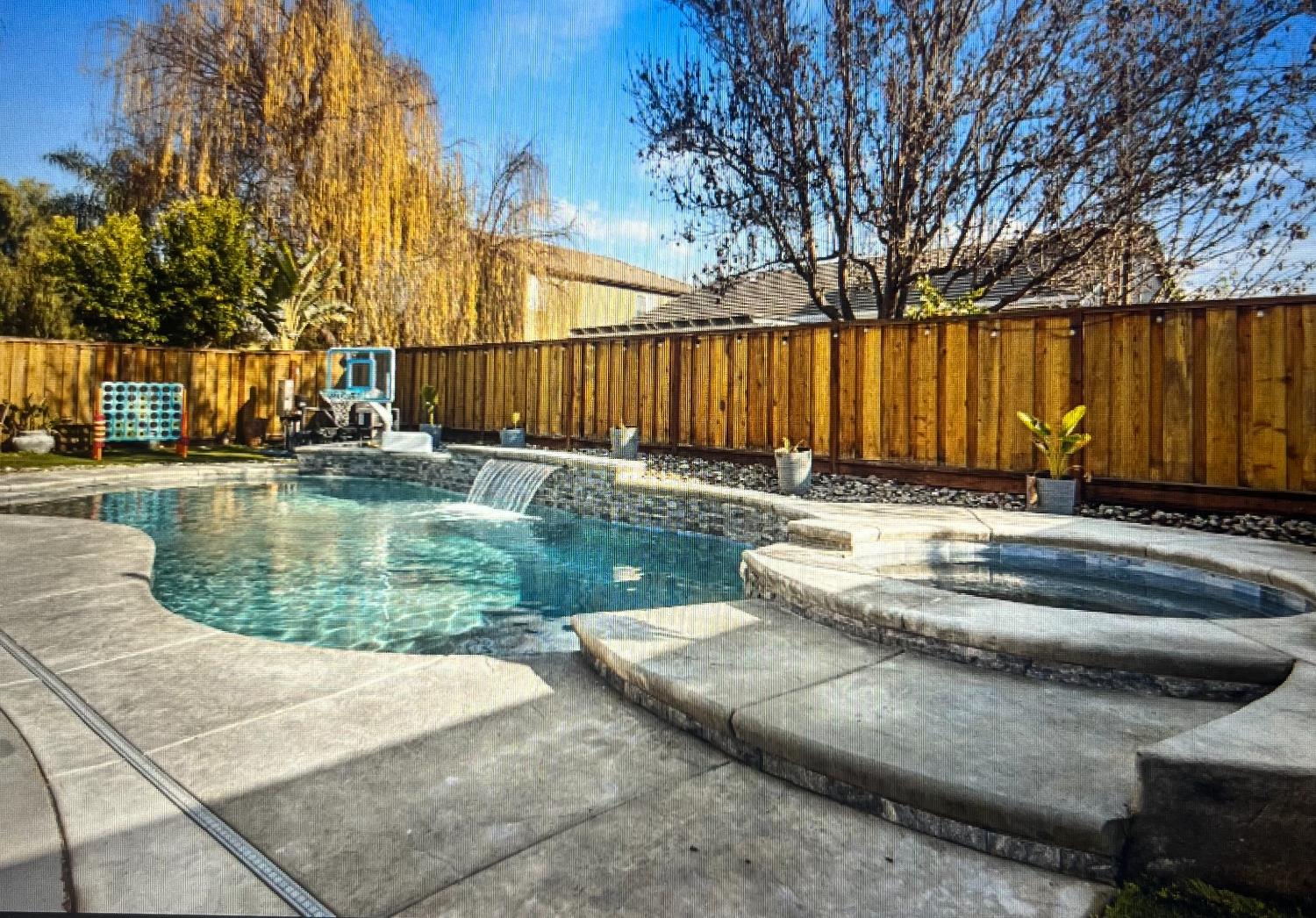 Detail Gallery Image 15 of 18 For 1134 Sangria Ln, Manteca,  CA 95336 - 4 Beds | 2/1 Baths