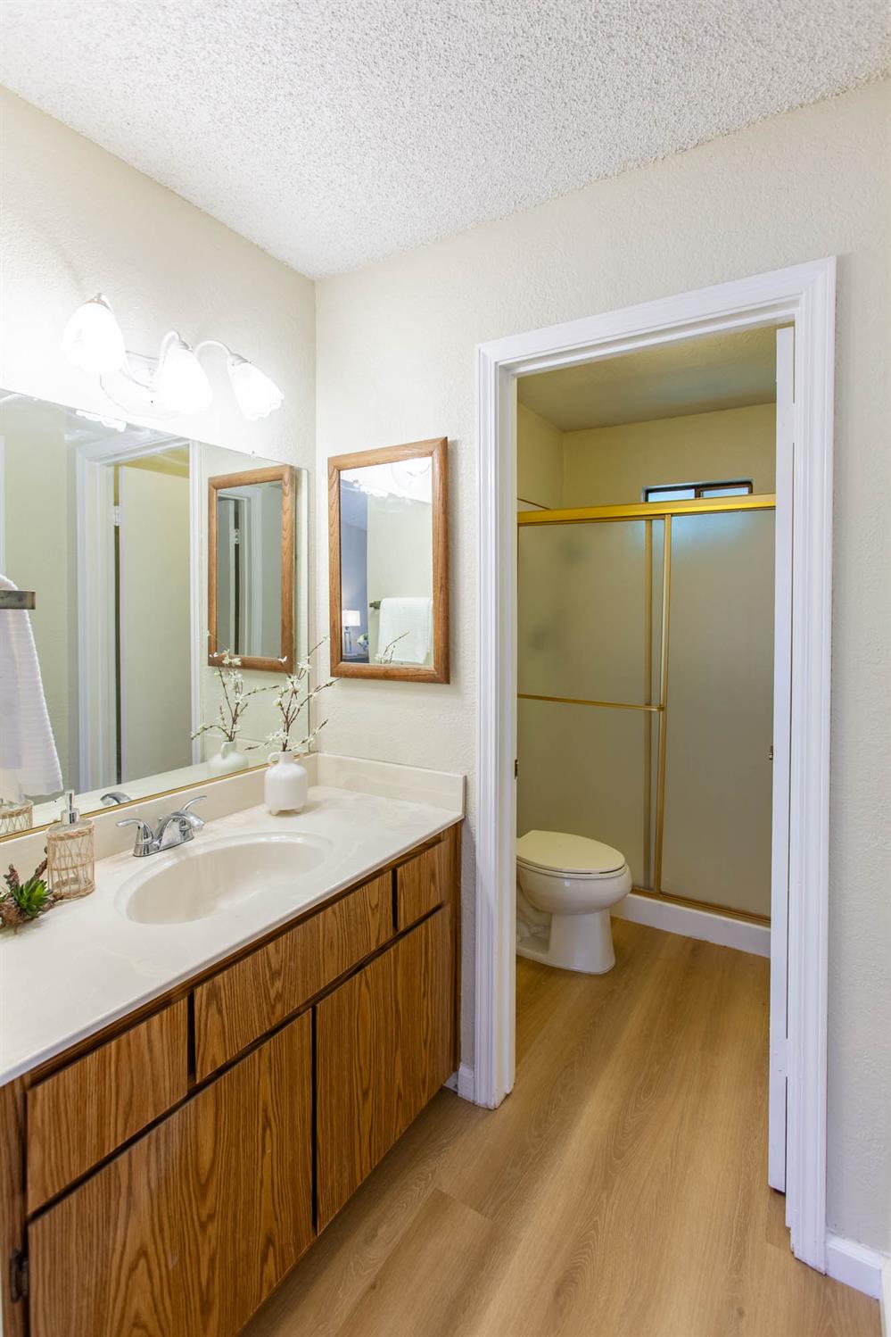 Detail Gallery Image 23 of 28 For 2949 Candido Dr, Sacramento,  CA 95833 - 2 Beds | 2 Baths