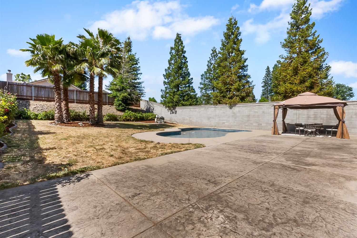 Detail Gallery Image 45 of 50 For 1200 Emerald Oak Rd, Roseville,  CA 95678 - 5 Beds | 3 Baths