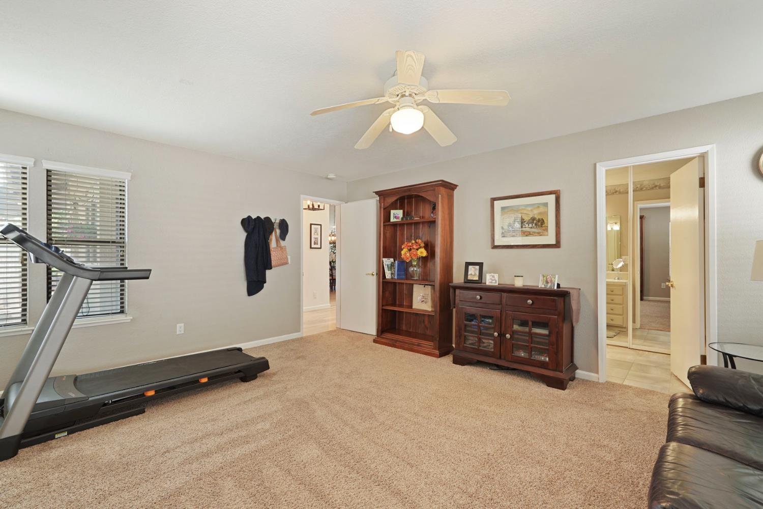 Detail Gallery Image 21 of 44 For 6200 Viewridge Dr, Auburn,  CA 95602 - 3 Beds | 3 Baths