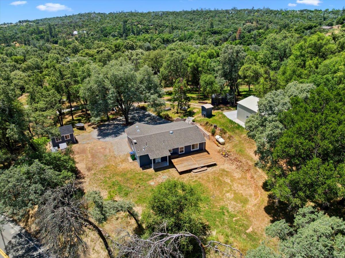 Pineapple Court, Grass Valley, California image 48