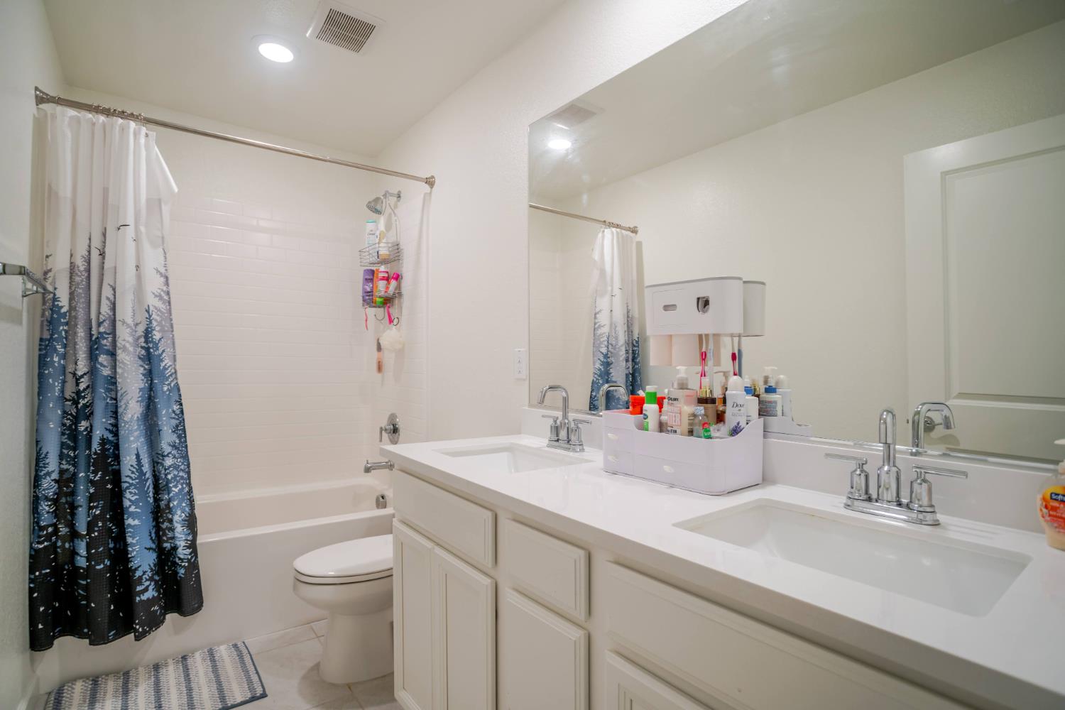 Detail Gallery Image 25 of 43 For 12808 Scholarly Way, Rancho Cordova,  CA 95742 - 5 Beds | 3/1 Baths