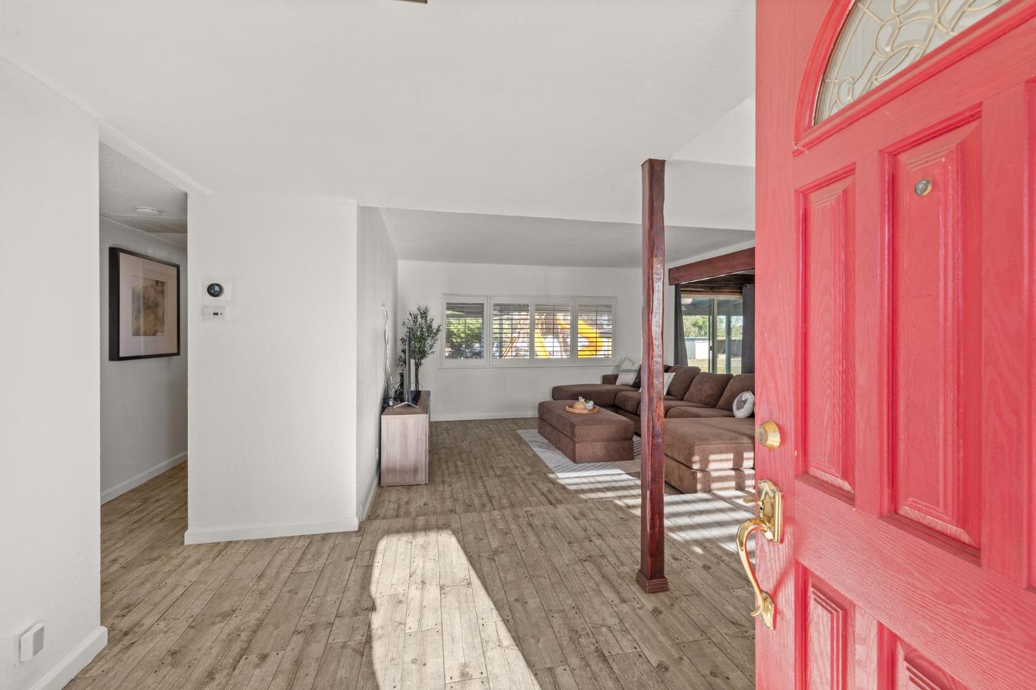 Detail Gallery Image 7 of 64 For 8643 El Verano Ave, Elverta,  CA 95626 - 3 Beds | 2 Baths