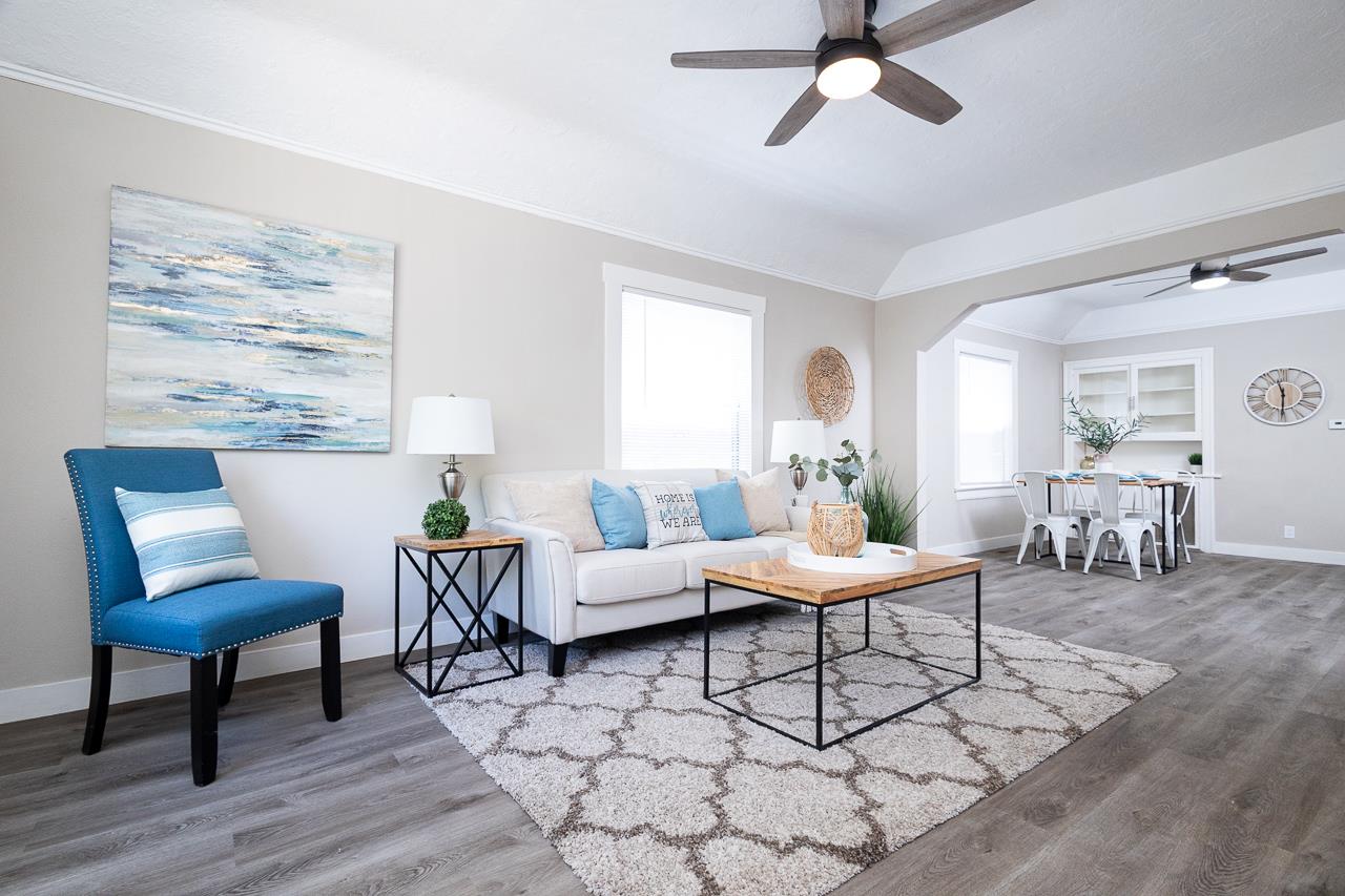 Detail Gallery Image 5 of 22 For 3018 42nd St, Sacramento,  CA 95817 - 2 Beds | 1/1 Baths