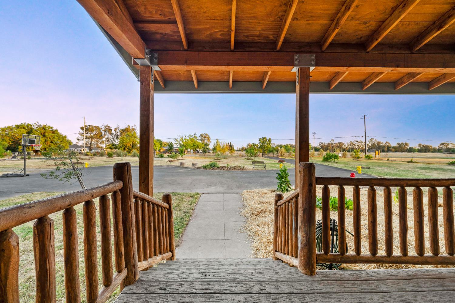 Detail Gallery Image 13 of 85 For 11889 Hobday Rd, Wilton,  CA 95693 - 4 Beds | 2/1 Baths
