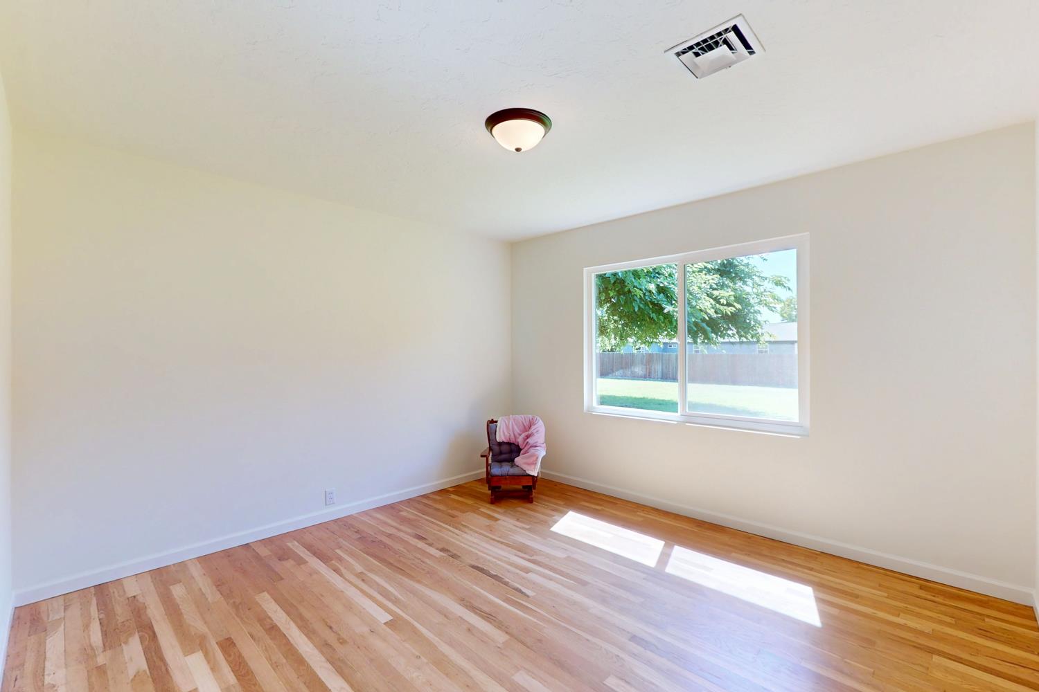 Detail Gallery Image 29 of 56 For 889 Jones Rd, Yuba City,  CA 95991 - 4 Beds | 1/1 Baths