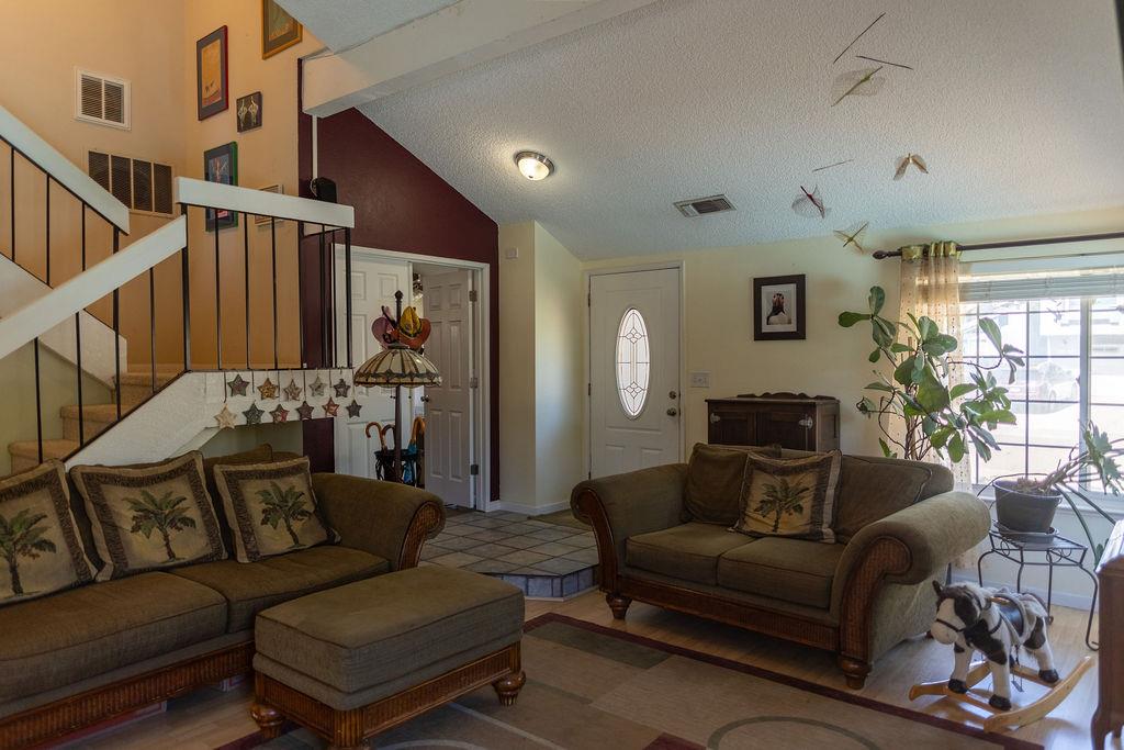 Detail Gallery Image 15 of 36 For 6109 Tremain Dr, Citrus Heights,  CA 95621 - 4 Beds | 2/1 Baths